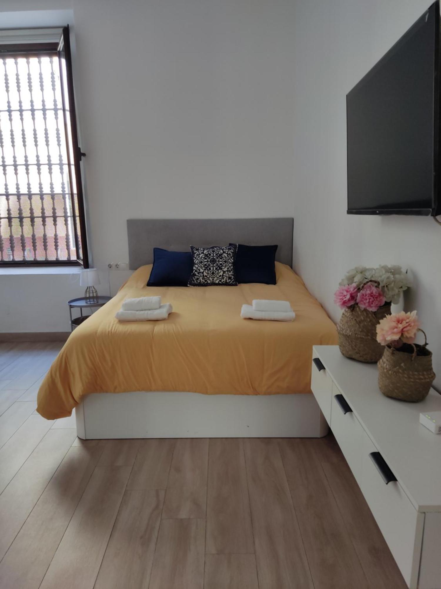 Estudio Moderno Con Opcion De Garaje Lejlighed Sevilla Eksteriør billede